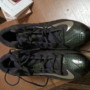 Nike black cleats sz 13 Alpha Menace